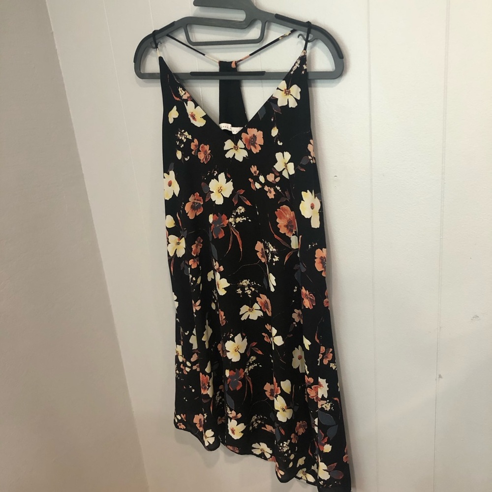 Three Eighty Two Black Floral Dress. Size: XS